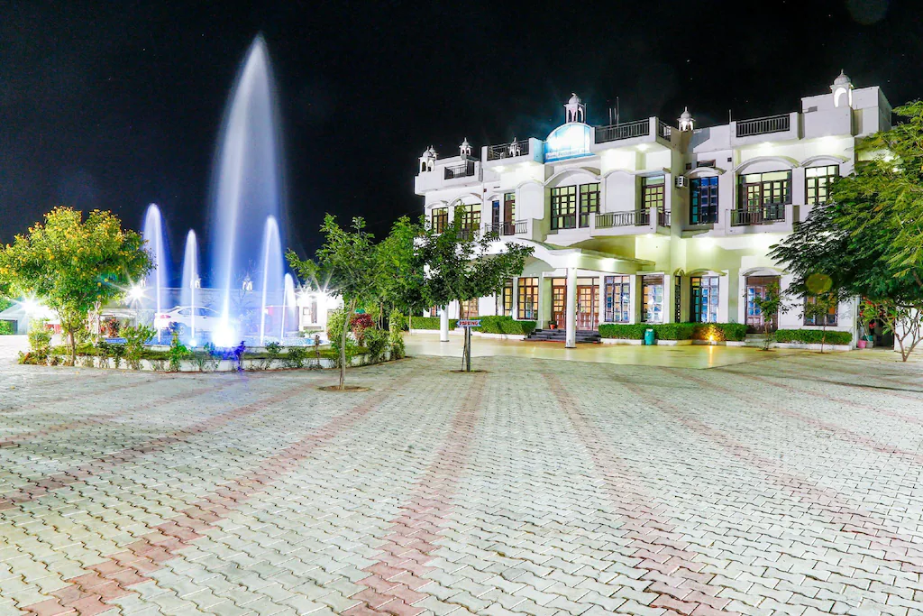 Hotel 2